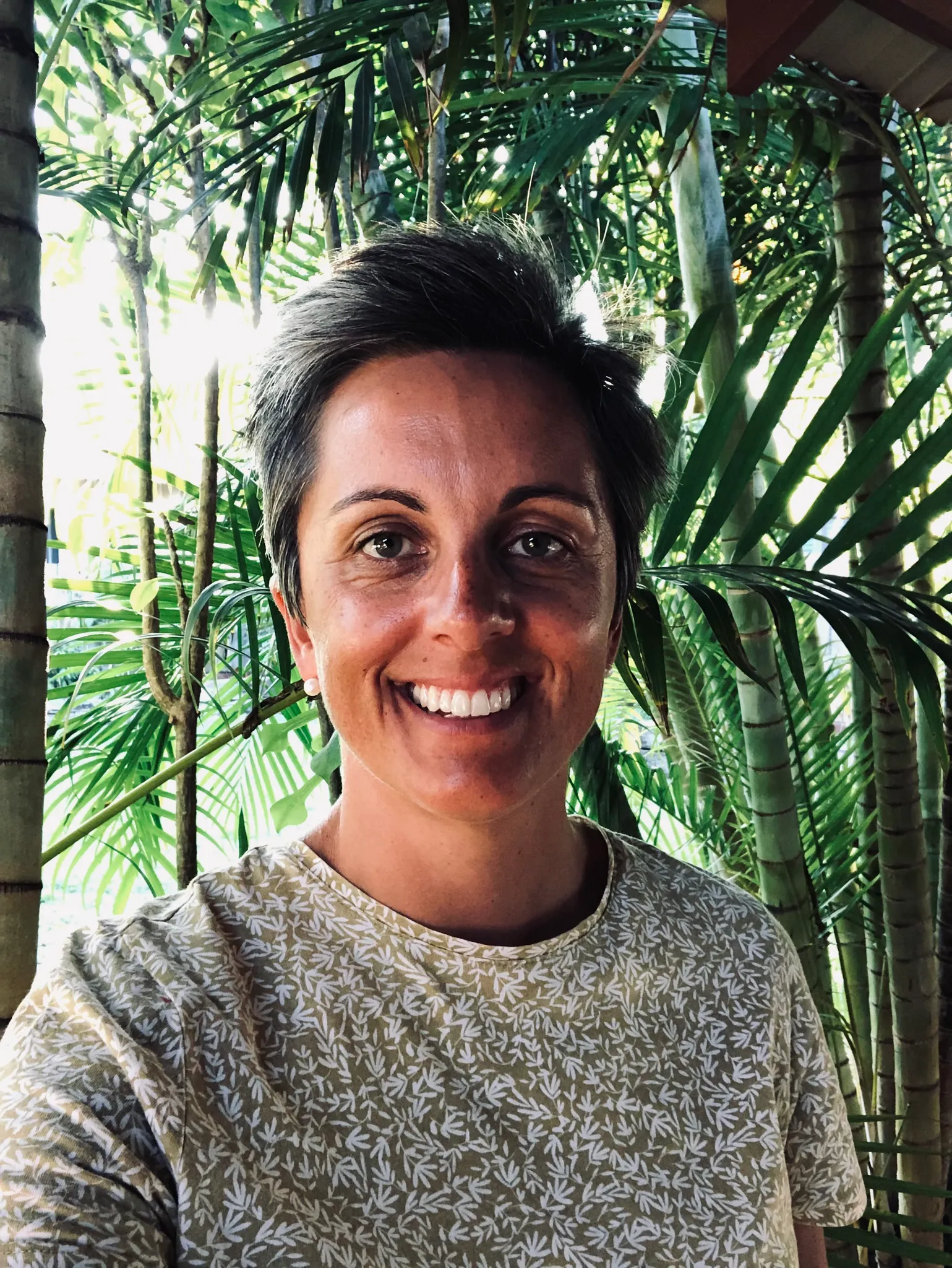 Claire Saunders